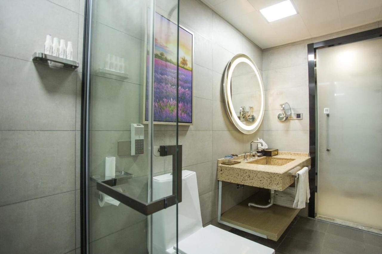 Lavande Hotels Heze Changjiang Road Wanda Plaza Exterior foto